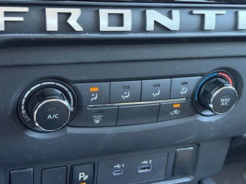 Certified 2025 Nissan Frontier SV AWD/4WD image 15
