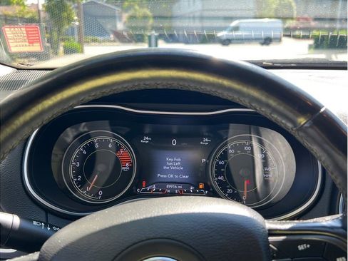 Used 2020 Jeep Cherokee Trailhawk w/ Cold Weather Group image 9