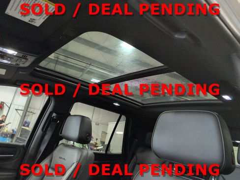 Used 2022 GMC Yukon Denali image 11