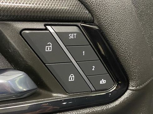 Used 2024 GMC Sierra 2500 AT4 w/ AT4 Premium Plus Package image 29