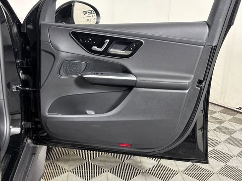 Certified 2025 Mercedes-Benz GLC 350e GLC 350e image 29