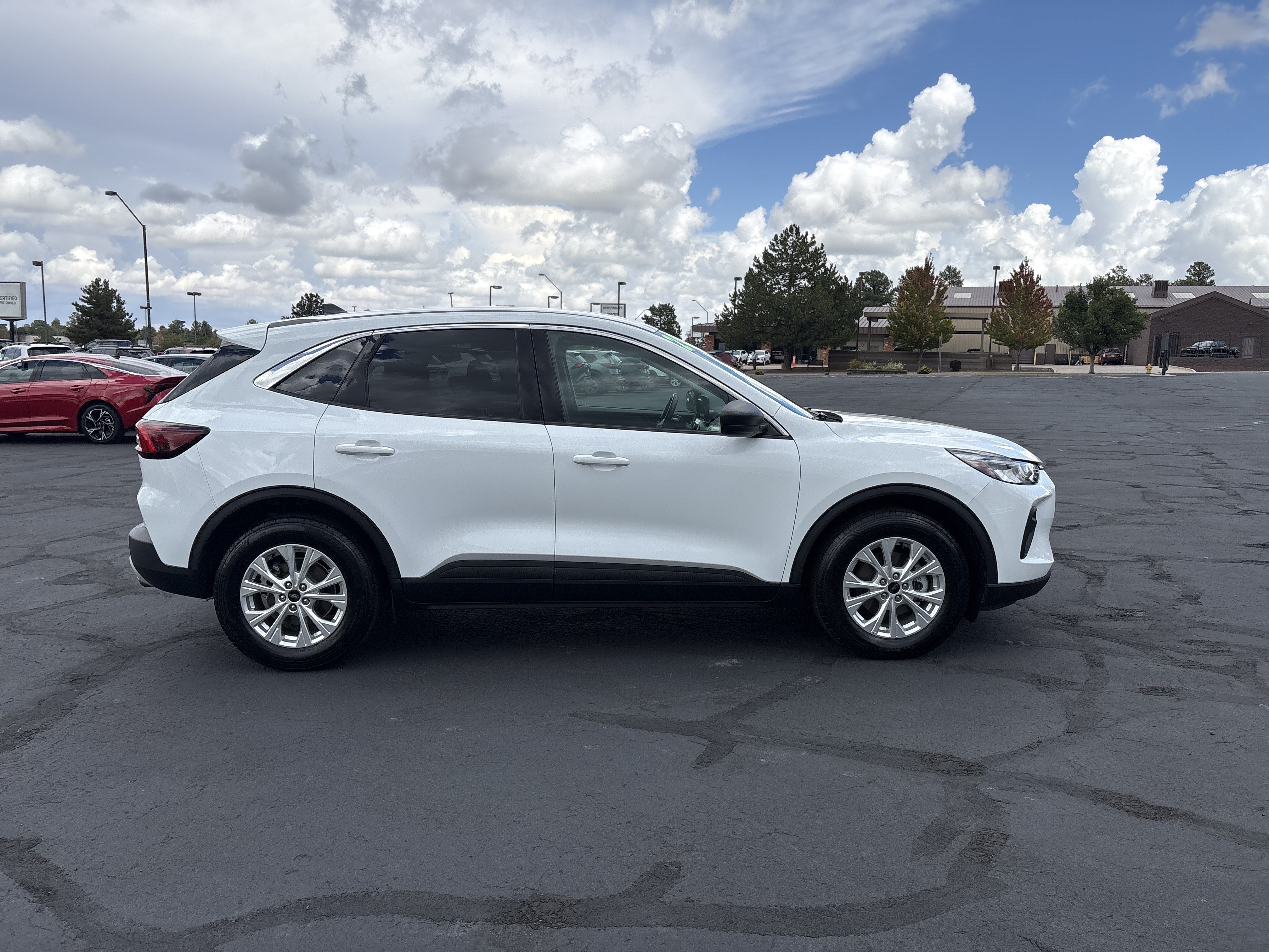 Used 2024 Ford Escape Active FWD image 5