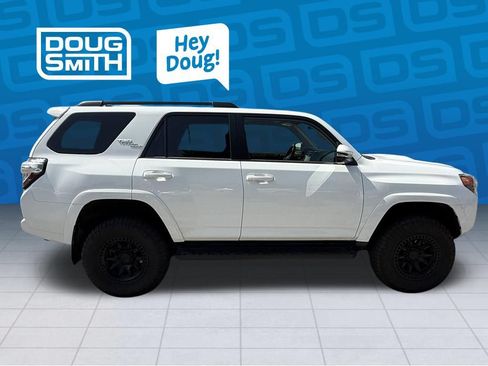Used 2024 Toyota 4Runner TRD Off-Road Premium AWD/4WD image 5