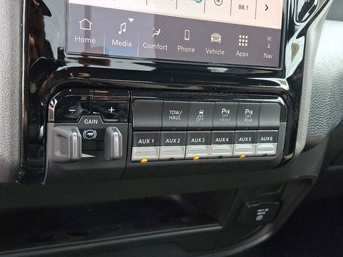 New 2025 RAM 2500 Tradesman image 16