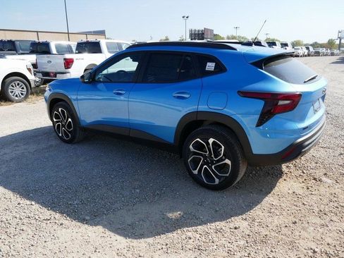 New 2026 Chevrolet Trax RS w/ Sunroof Package image 5