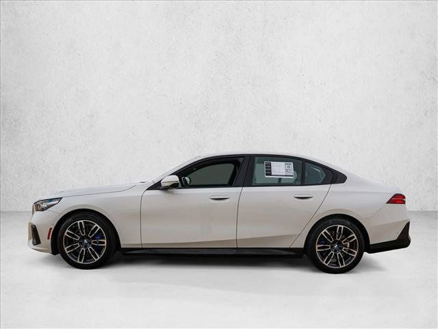 Used 2026 BMW 530i xDrive AWD/4WD image 8