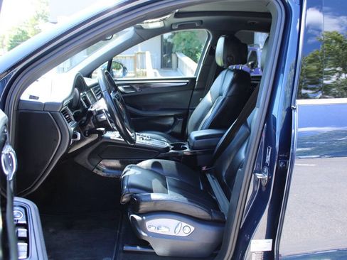Used 2015 Porsche Macan S AWD/4WD image 13