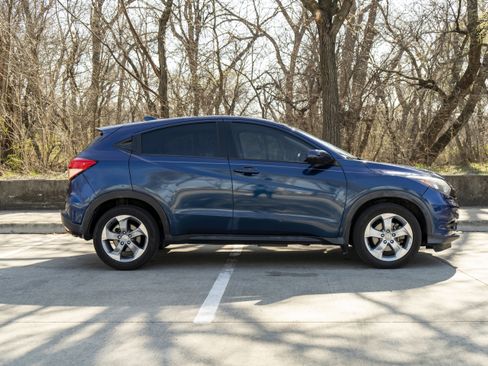 Used 2016 Honda HR-V EX image 10