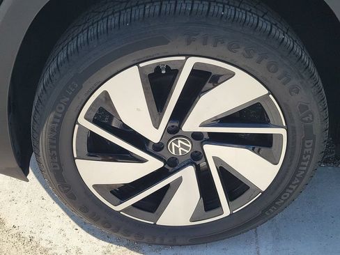 Used 2025 Volkswagen Atlas SE FWD image 7