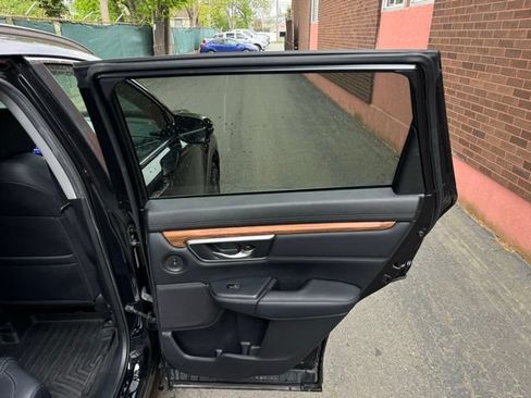Used 2022 Honda CR-V Touring image 15