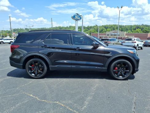 Certified 2023 Ford Explorer ST w/ Equipment Group 401A AWD/4WD image 9