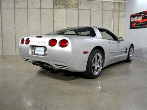 Used 1997 Chevrolet Corvette Coupe w/ Memory Pkg image 7