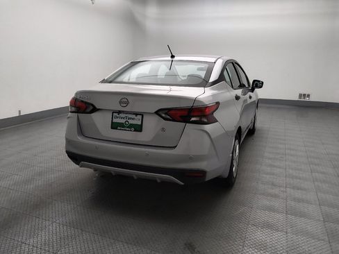 Used 2025 Nissan Versa S FWD image 7