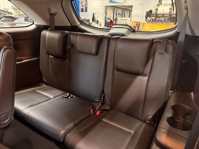 Used 2017 Toyota Highlander XLE w/ Protection Package #3 AWD/4WD image 22