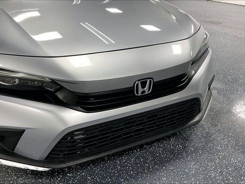 Used 2024 Honda Civic LX image 27