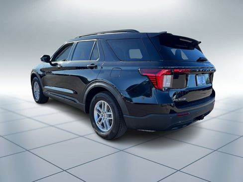 New 2026 Ford Explorer Active image 4