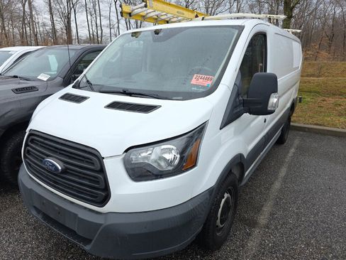 Used 2018 Ford Transit 250 130 Low Roof image 2