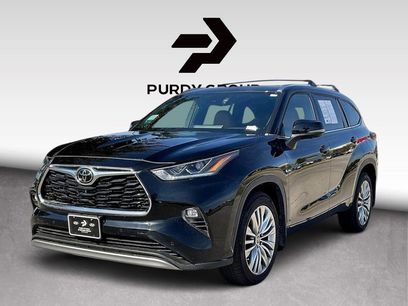 Used 2024 Toyota Highlander Platinum