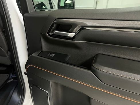Used 2023 GMC Sierra 1500 AT4 w/ Technology Package AWD/4WD image 53