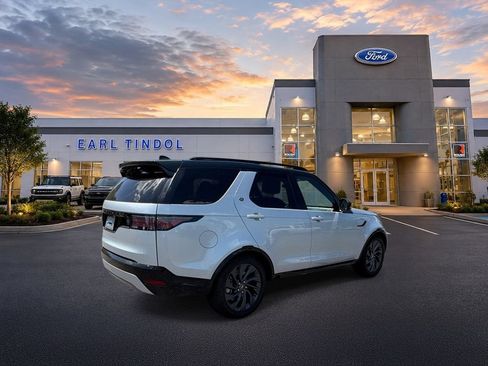 Used 2023 Land Rover Discovery S R-Dynamic AWD/4WD image 8