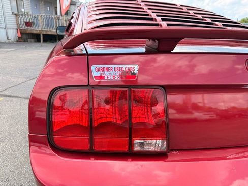 Used 2006 Ford Mustang Coupe RWD image 7