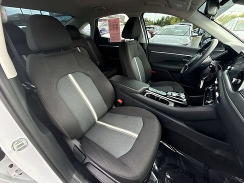 Used 2021 Hyundai Sonata SE w/ Cargo Package FWD image 23