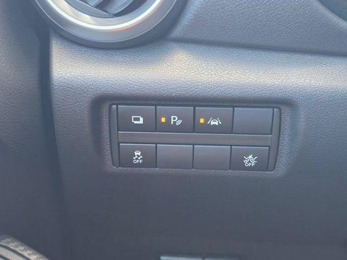 Used 2025 Nissan Versa S w/ Trunk Package FWD image 61