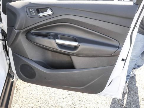 Used 2014 Ford C-MAX SEL w/ Equipment Group 303A image 41