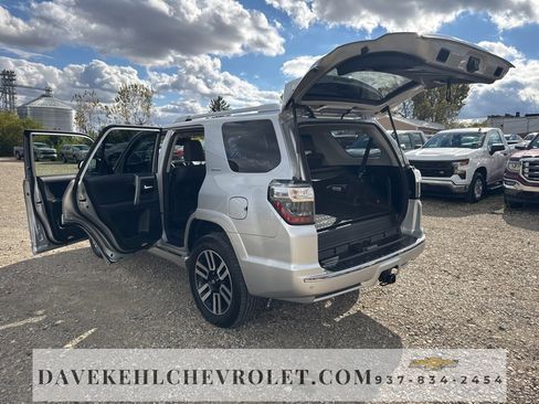 Used 2022 Toyota 4Runner Limited image 34