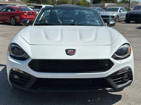 Used 2018 FIAT 124 Spider Abarth w/ Convenience Group RWD image 4