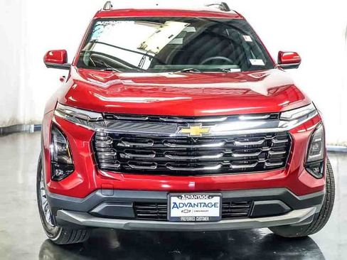 Used 2025 Chevrolet Equinox LT w/ Convenience Package II FWD image 7