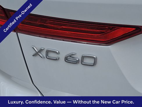 Certified 2024 Volvo XC60 B5 Plus w/ Protection Package Premier AWD/4WD image 30