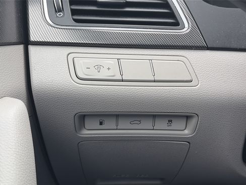 Used 2017 Hyundai Sonata Sport w/ Value Edition Package 02 FWD image 26