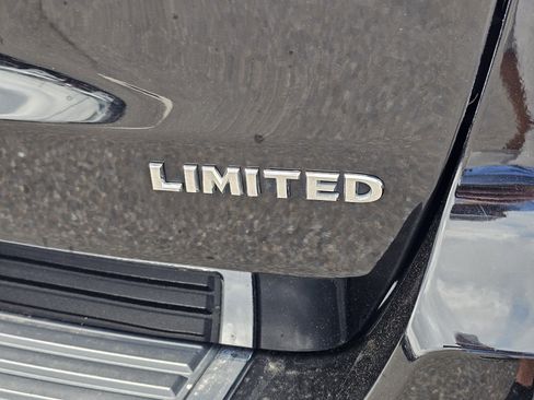 Used 2021 Jeep Grand Cherokee Limited AWD/4WD image 10