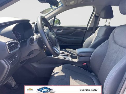 Used 2019 Hyundai Santa Fe SE FWD image 10