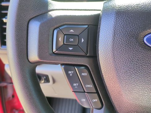 Used 2017 Ford F150 XLT AWD/4WD image 16