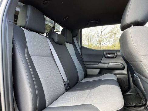 Used 2023 Toyota Tacoma TRD Off-Road w/ Advanced Technology Package image 26