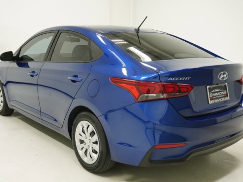 Used 2022 Hyundai Accent SE image 6