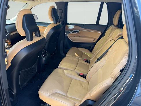 Used 2016 Volvo XC90 T6 Inscription w/ Vision Package image 15