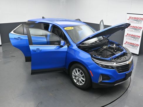Used 2024 Chevrolet Equinox LT AWD/4WD image 39