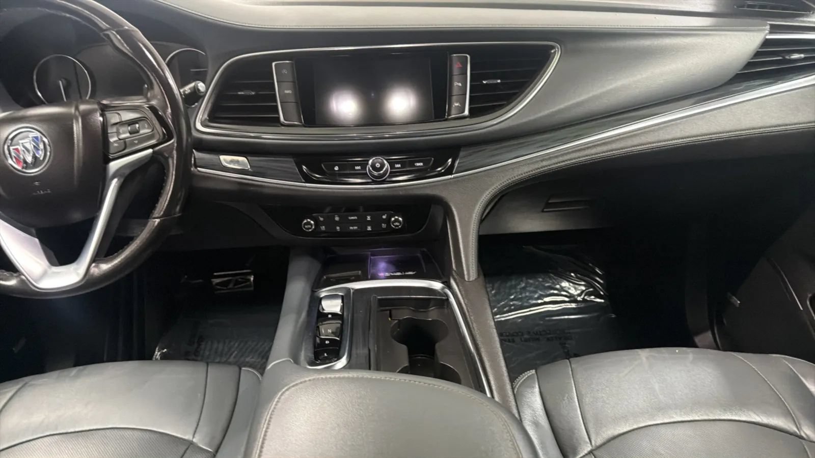 Used 2022 Buick Enclave Premium AWD/4WD image 16