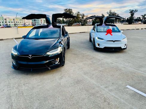 Used 2020 Tesla Model X Long Range image 15