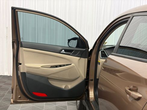Used 2016 Hyundai Tucson SE FWD image 11