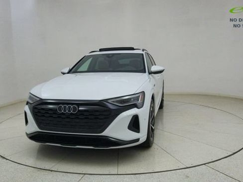 Used 2024 Audi Q8 e-tron Prestige w/ Prestige Package AWD/4WD image 68