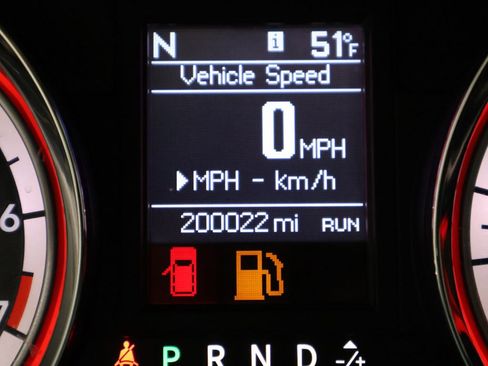 Used 2013 Dodge Grand Caravan SXT w/ UConnect Hands-Free Group image 31