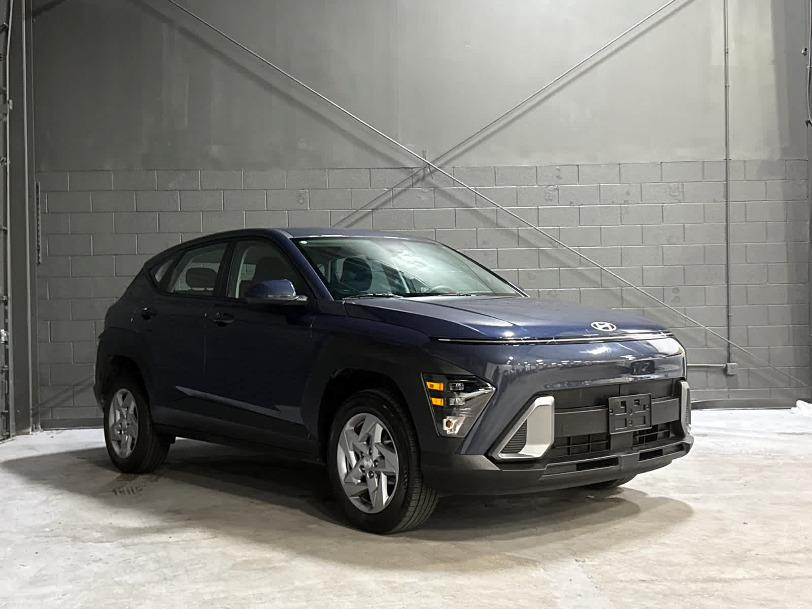 Used 2024 Hyundai Kona SE AWD/4WD image 1
