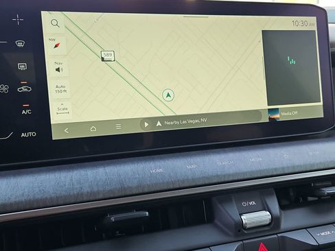 Used 2024 Kia EV9 Wind image 27