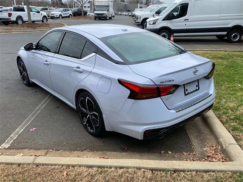 Used 2023 Nissan Altima 2.5 SR image 27