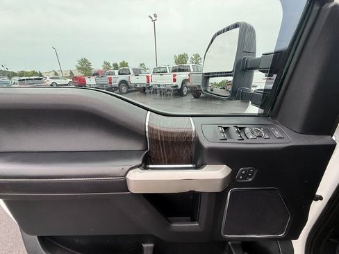 Used 2021 Ford F350 Lariat AWD/4WD image 13