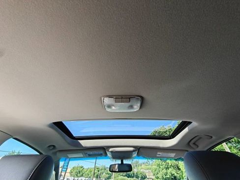Used 2014 Toyota Sequoia Limited AWD/4WD image 41
